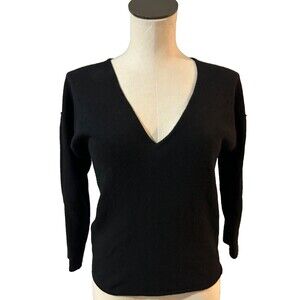 Ballantyne Women's Cashmere Sweater size S Made in Scotland Black V-Neck